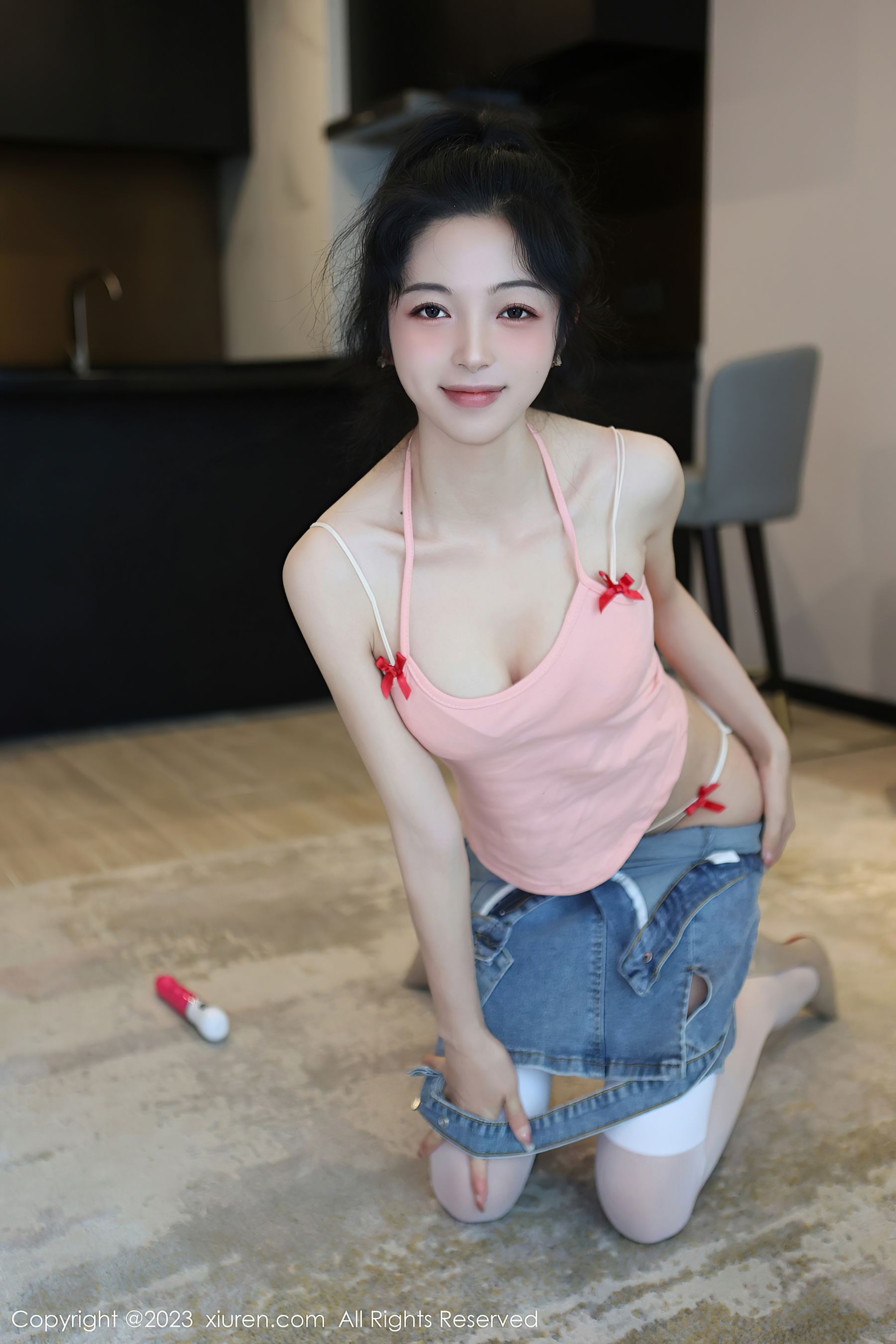 [XiuRen秀人网] No.6816 茜茜Kimi 丝袜美腿·合集-妙妙屋