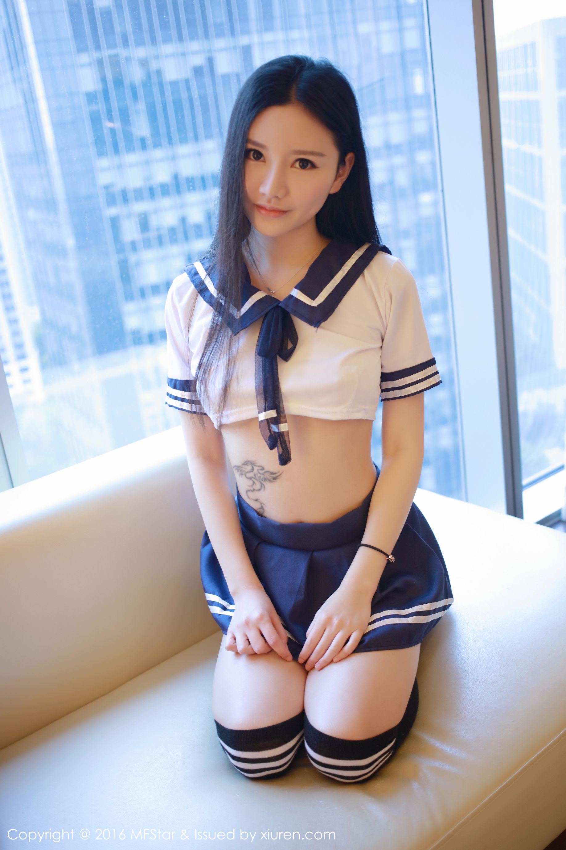 姗姗就打奥特曼《学生装校服+肚兜系列》 [模范学院MFStar] Vol.081·合集-妙妙屋