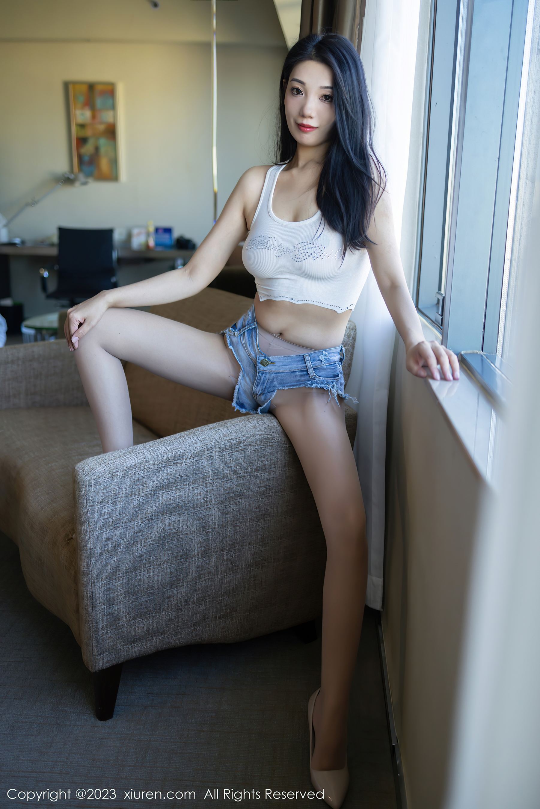 [XiuRen秀人网] No.6411 小泡芙winna 牛仔裤美腿·合集-妙妙屋