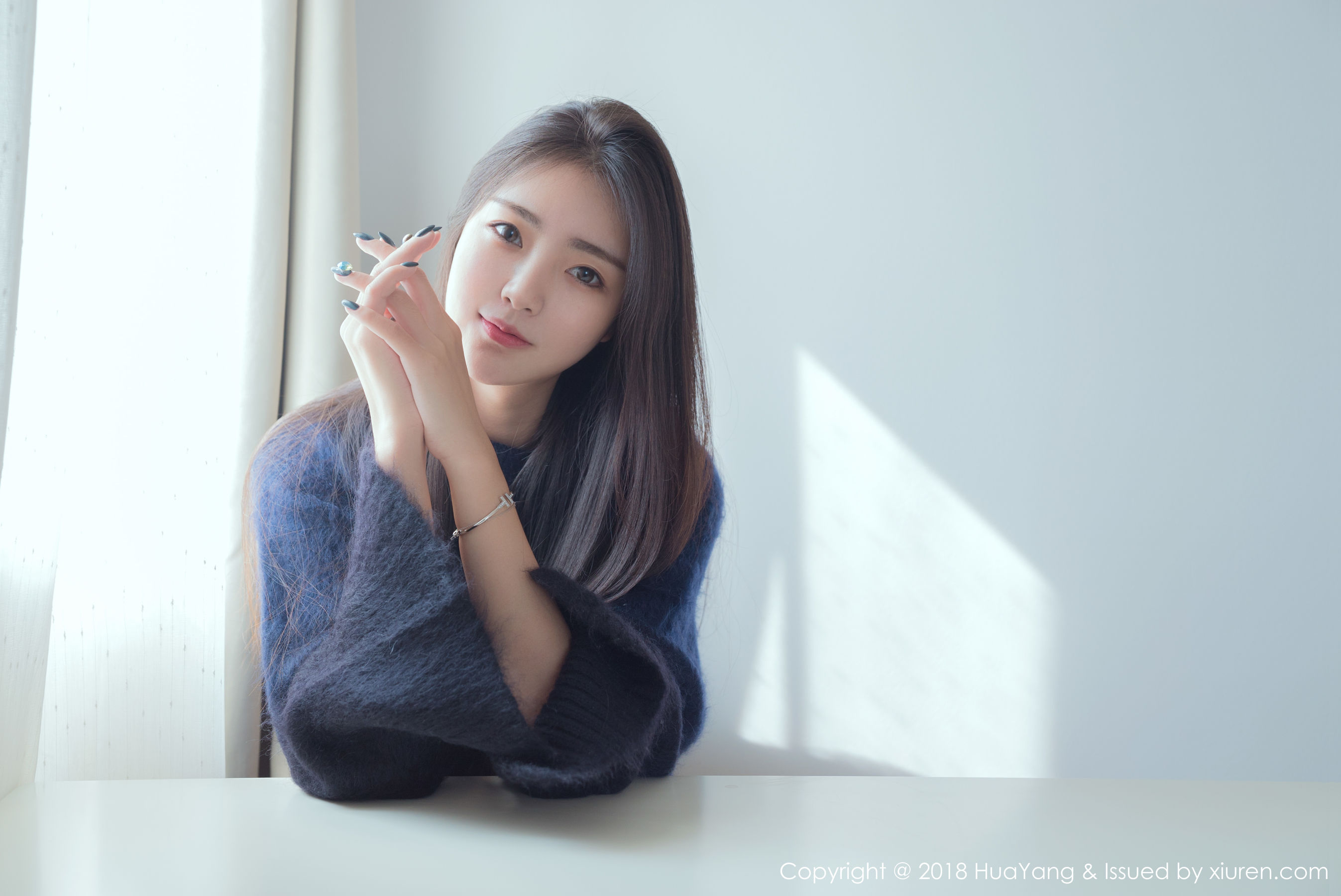 可樂Vicky《毛衣+白衬衫》 [花漾HuaYang] Vol.027·合集-妙妙屋
