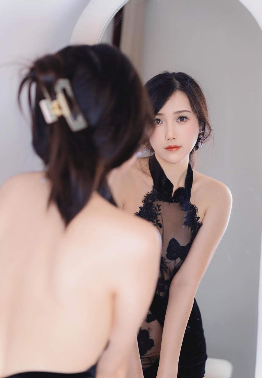 不呆猫-No.051 – 黑旗袍过膝袜御姐 [42P]·合集-妙妙屋