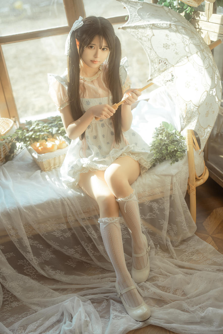 rua阮阮-No.007 – 花房 小裙子 [54P]·合集-妙妙屋