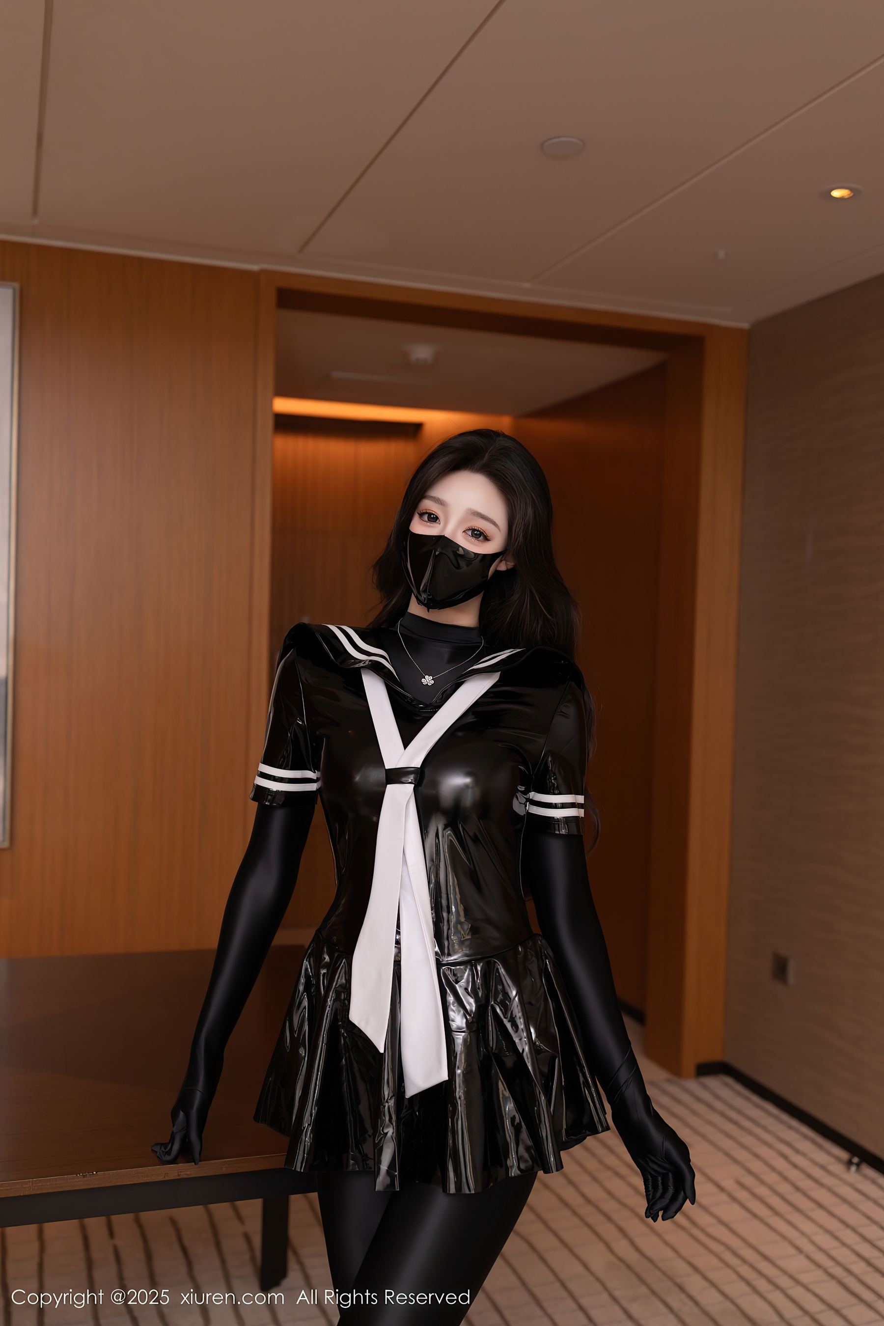 [XiuRen秀人网] No.10087 小逗逗 黑色胶衣·合集-妙妙屋