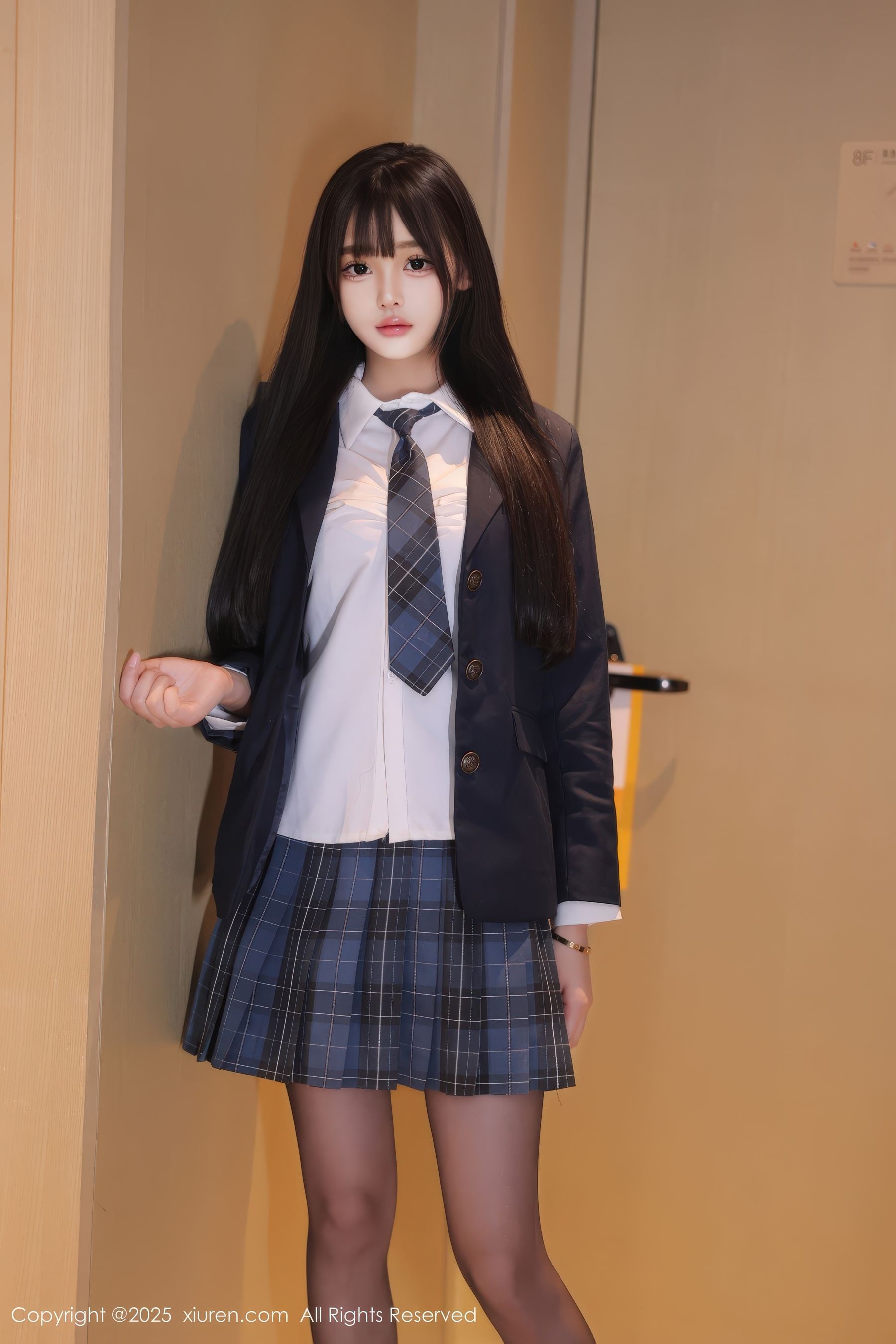 [XiuRen秀人网] No.9853 余安安 黑丝美腿·合集-妙妙屋
