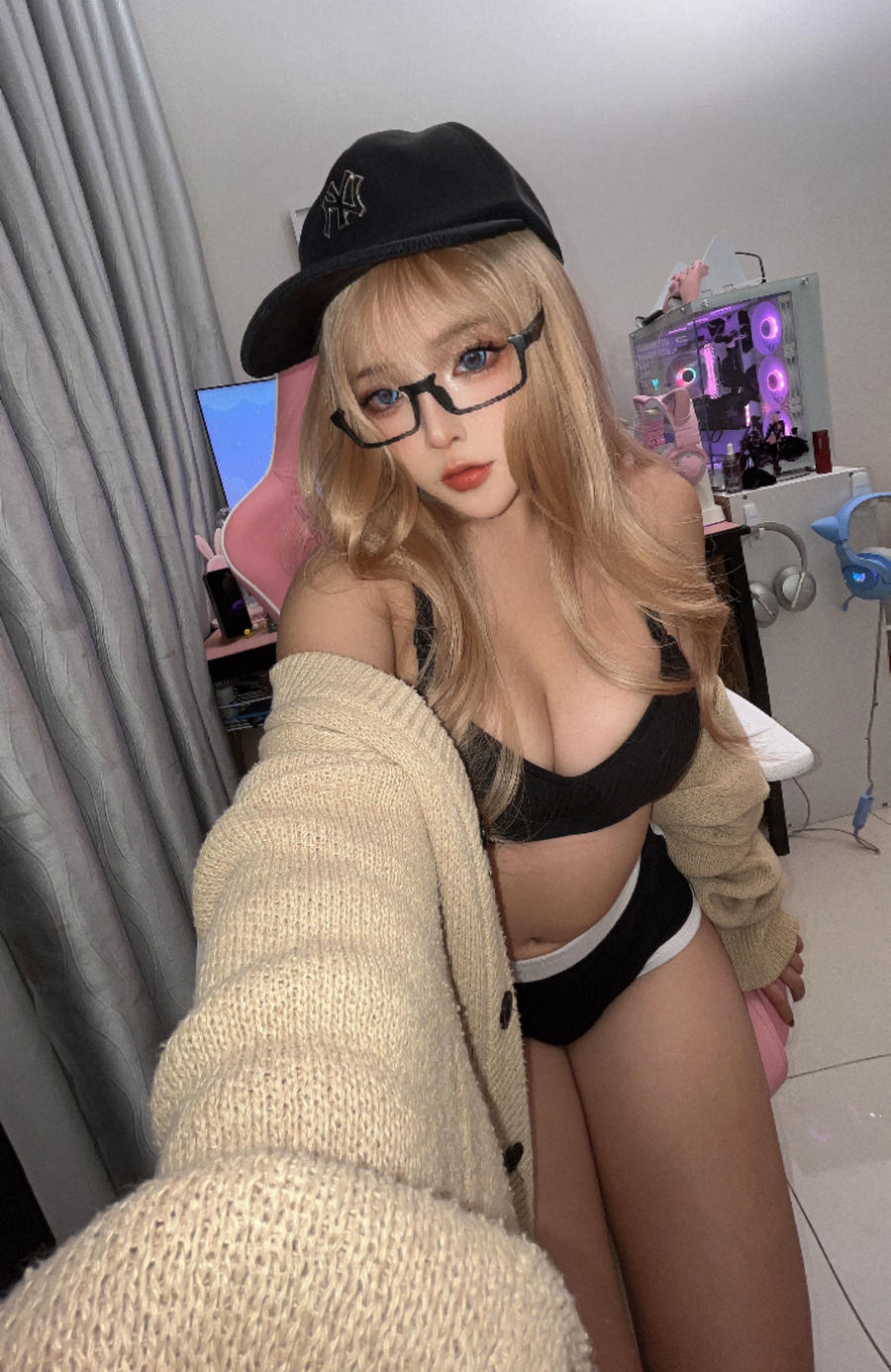 Sayo Momo-No.079 – Blondie Homie Gurl [12P]·合集-妙妙屋