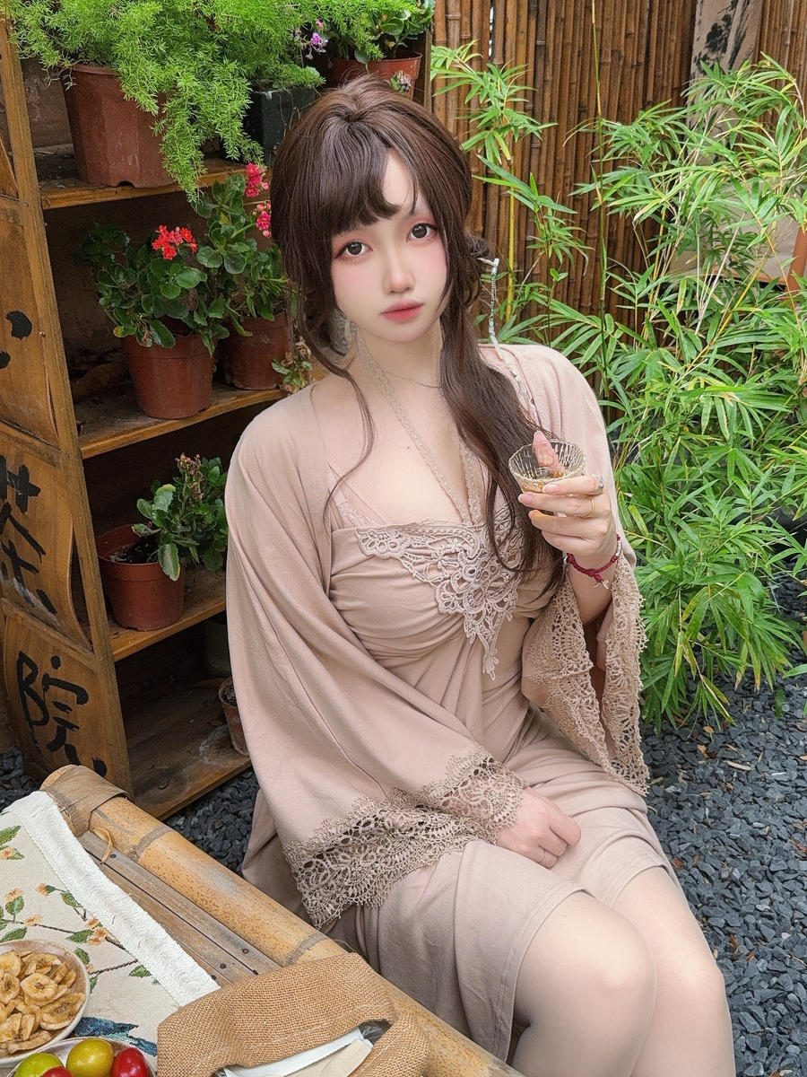 洛桑w伊梓-No.016 – 2025年05月会员 猫猫+衬衫 [43P]·合集-妙妙屋