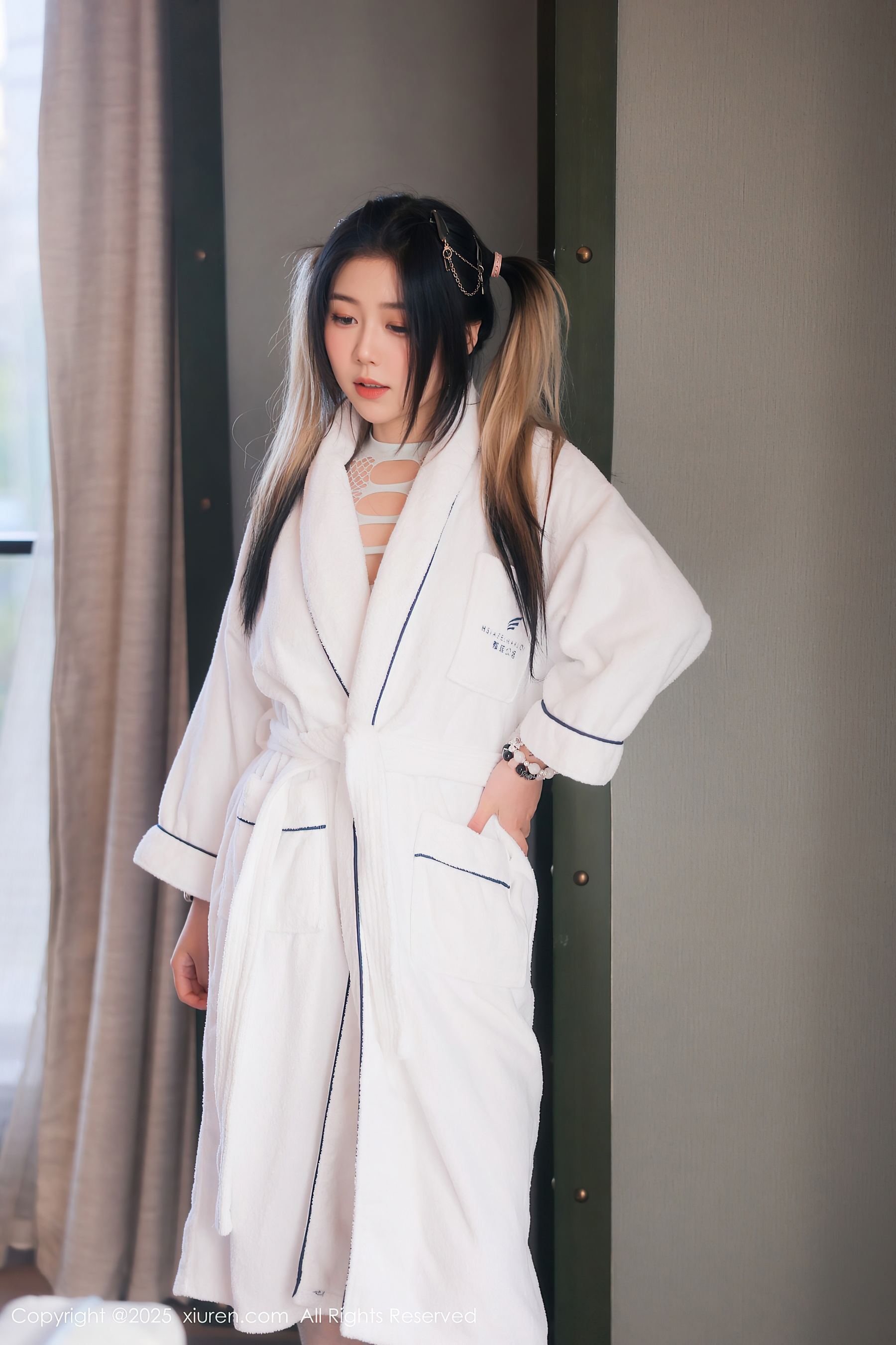 [XiuRen秀人网] No.10394 诺诺Hsu 白色浴袍·合集-妙妙屋