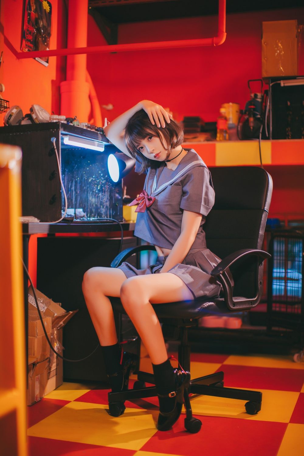 疯猫ss-No.004-被囚禁的少女 [44P]·合集-妙妙屋