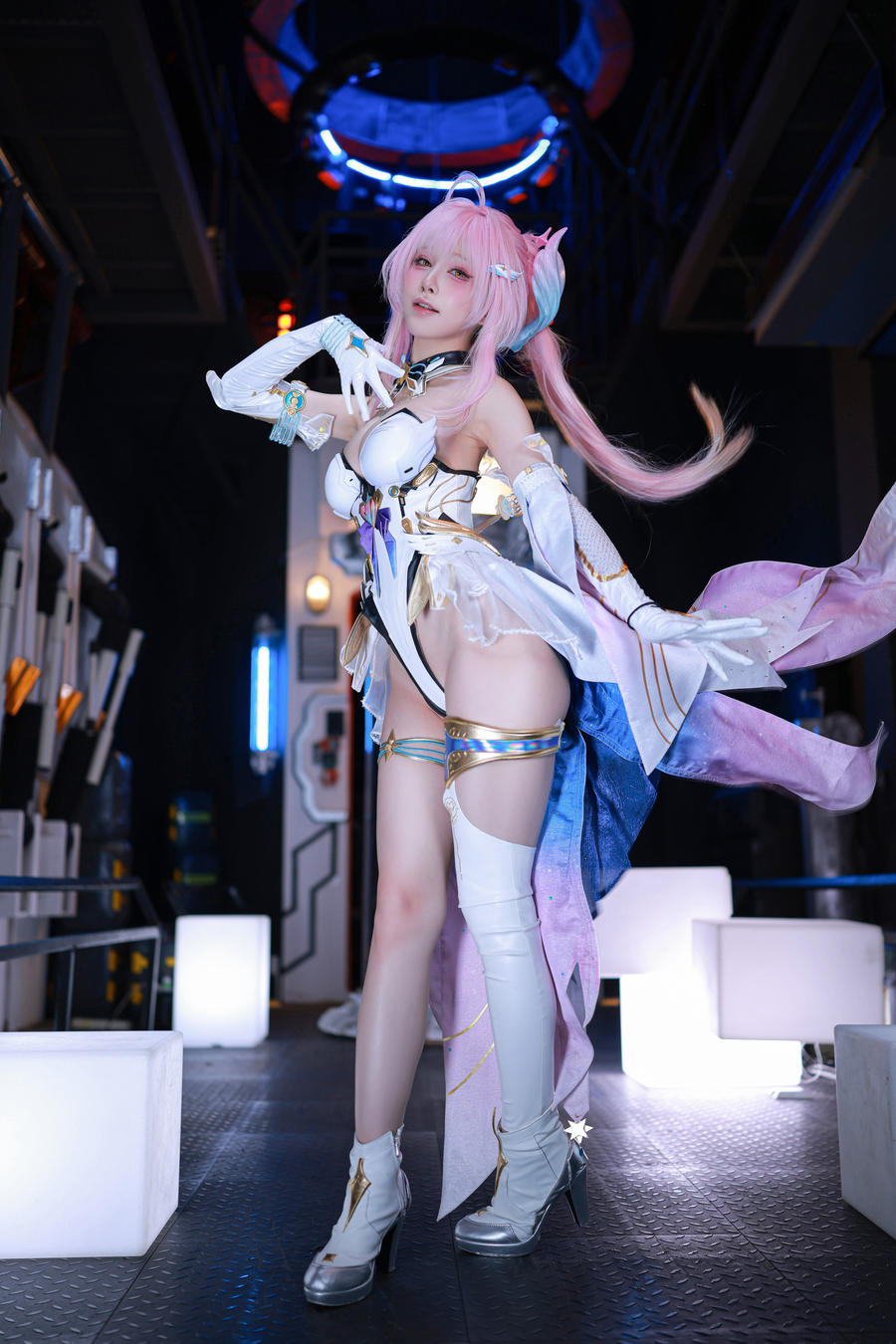 水淼aqua-No.214 – 鸣潮 爱弥斯 [30P]·合集-妙妙屋