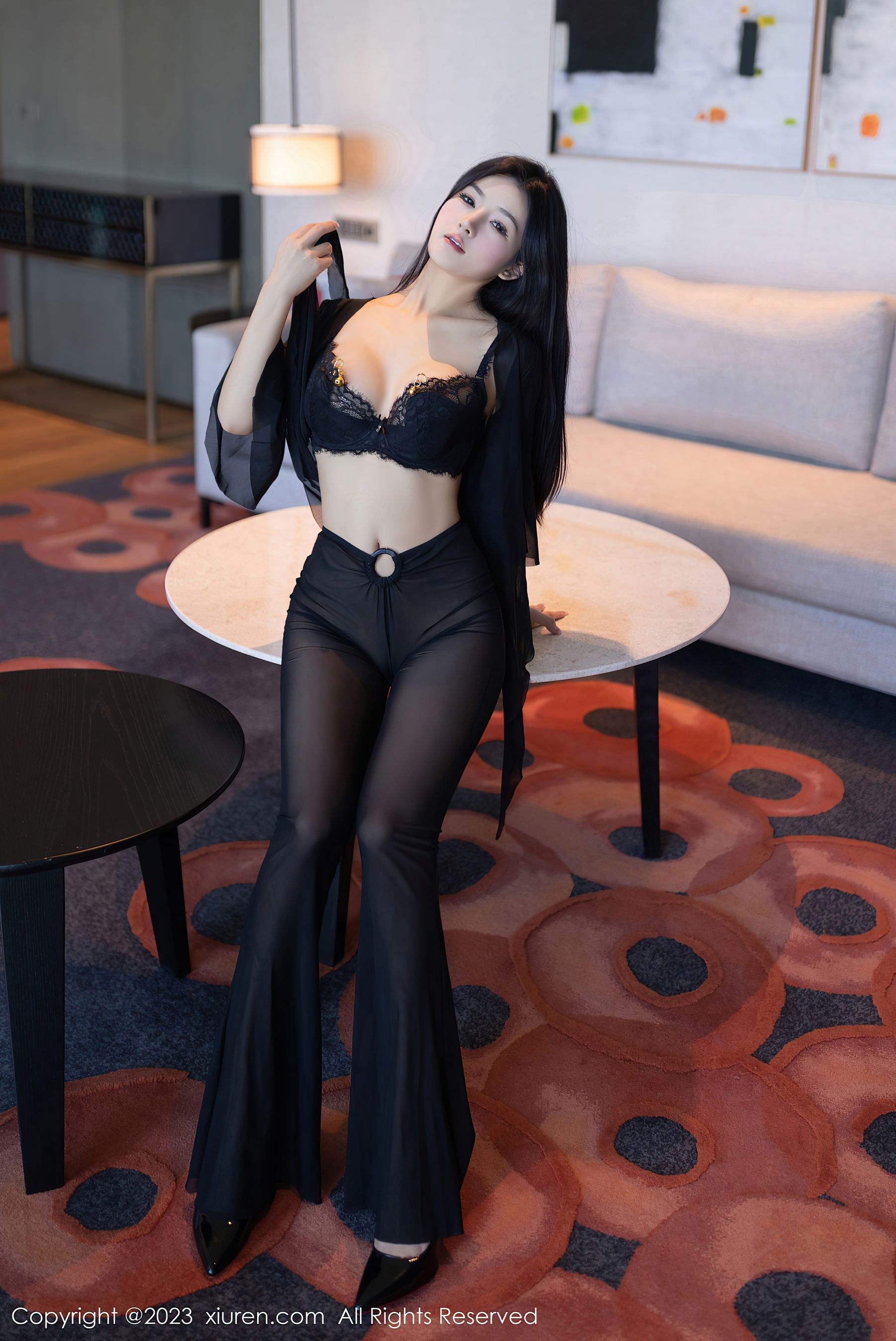 [XiuRen秀人网] No.7660 谭小灵 黑丝美腿·合集-妙妙屋