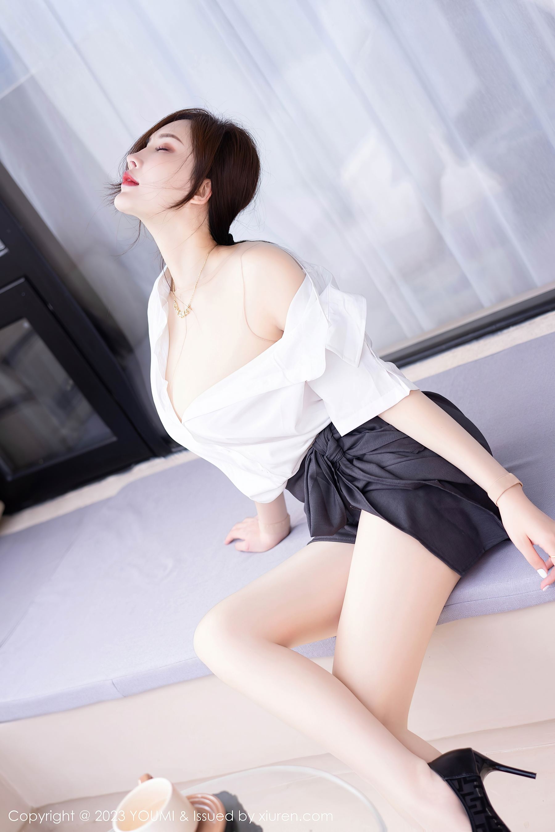 [YOUMI尤蜜荟] VOL.998 Carol周妍希 丝袜短裙·合集-妙妙屋