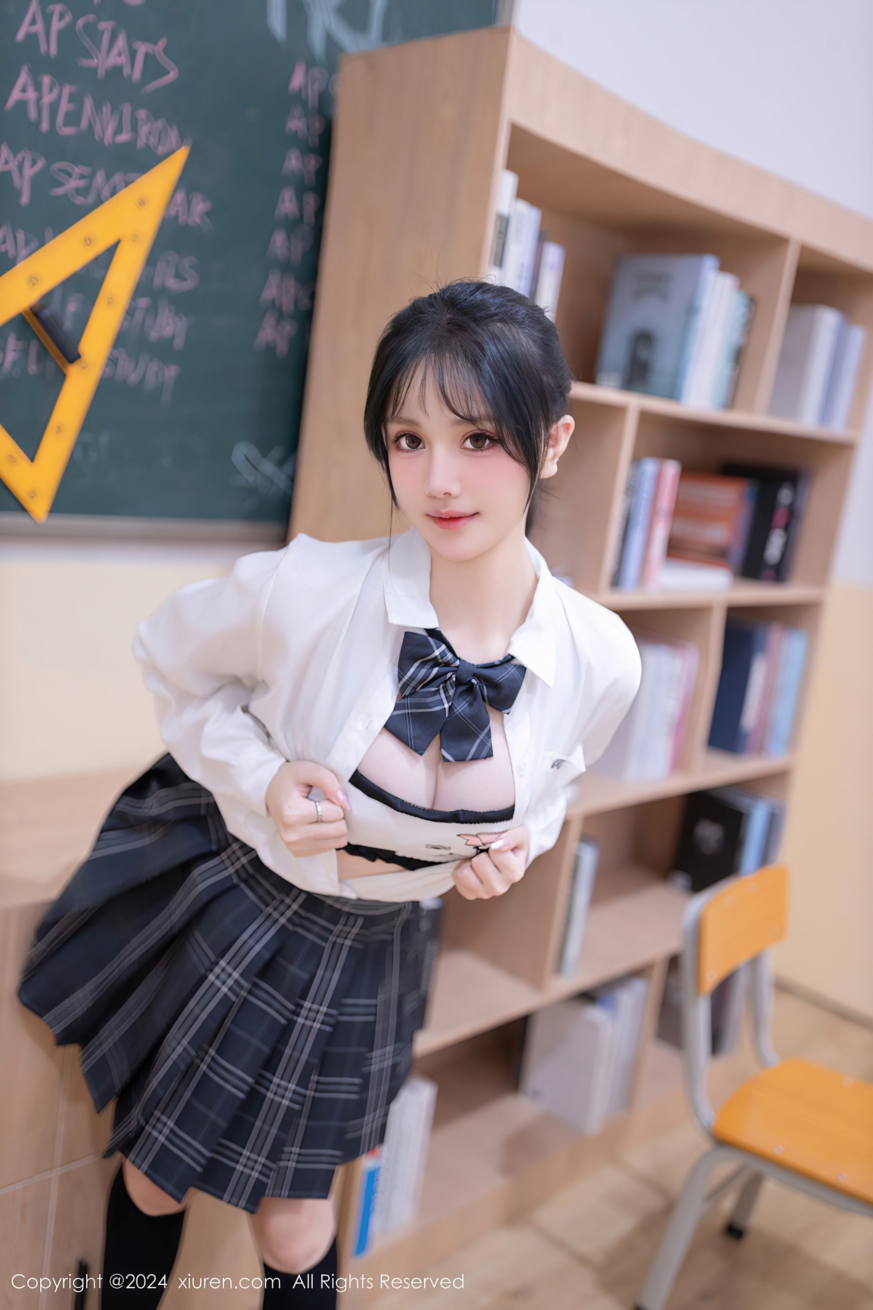 [XiuRen秀人网] No.8058 幼幼 美腿性感·合集-妙妙屋