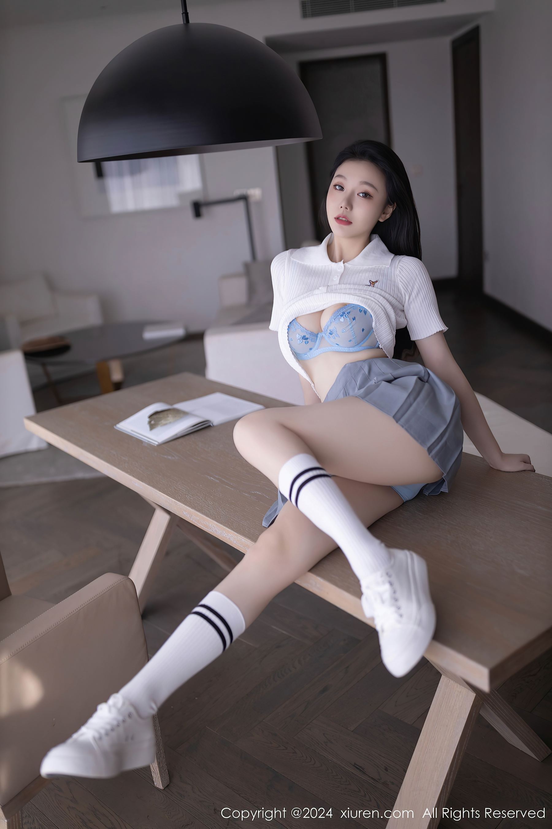 [XiuRen秀人网] No.8649 安然anran 美腿短裙·合集-妙妙屋
