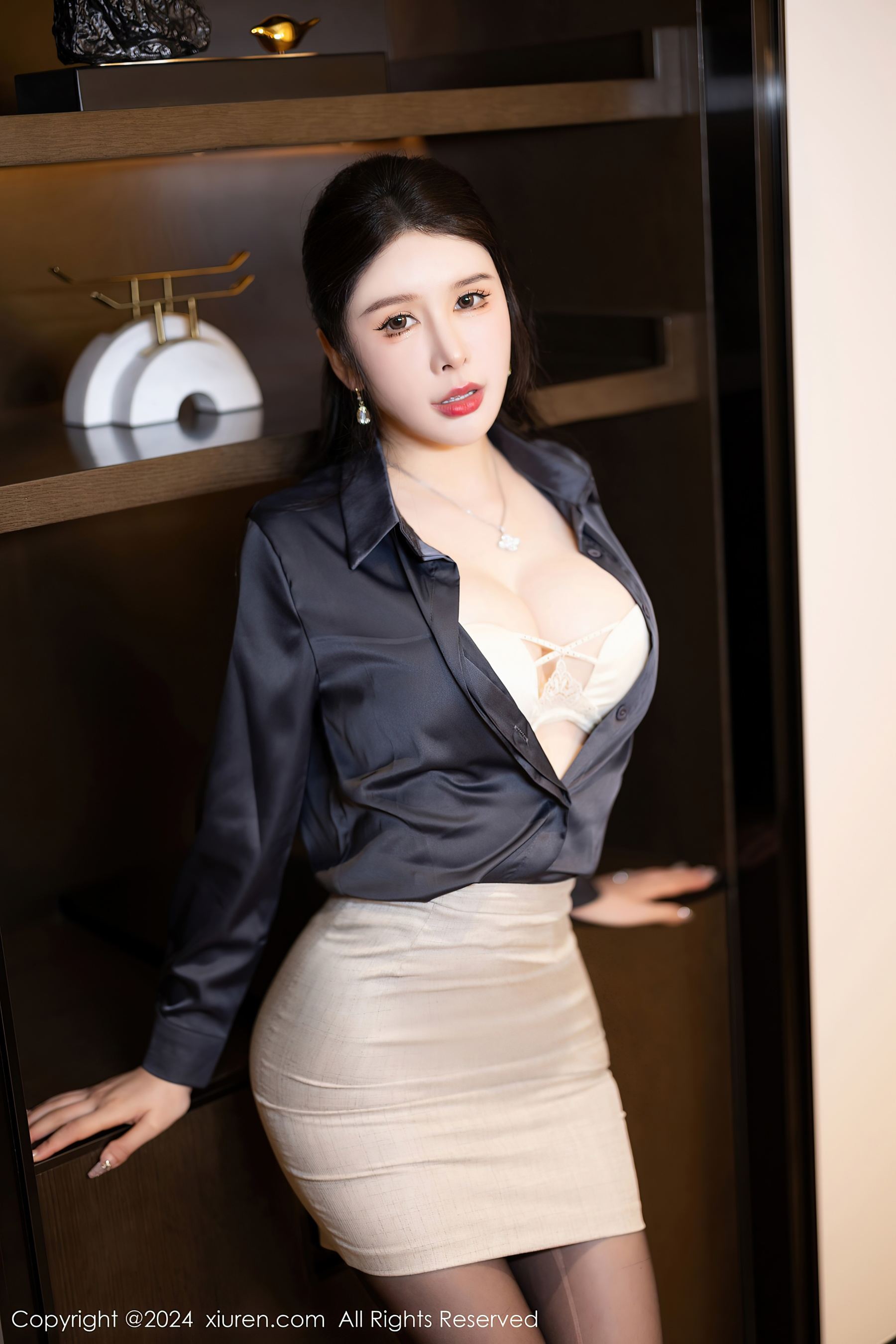 [XiuRen秀人网] No.8126 李丽莎 黑丝美腿·合集-妙妙屋
