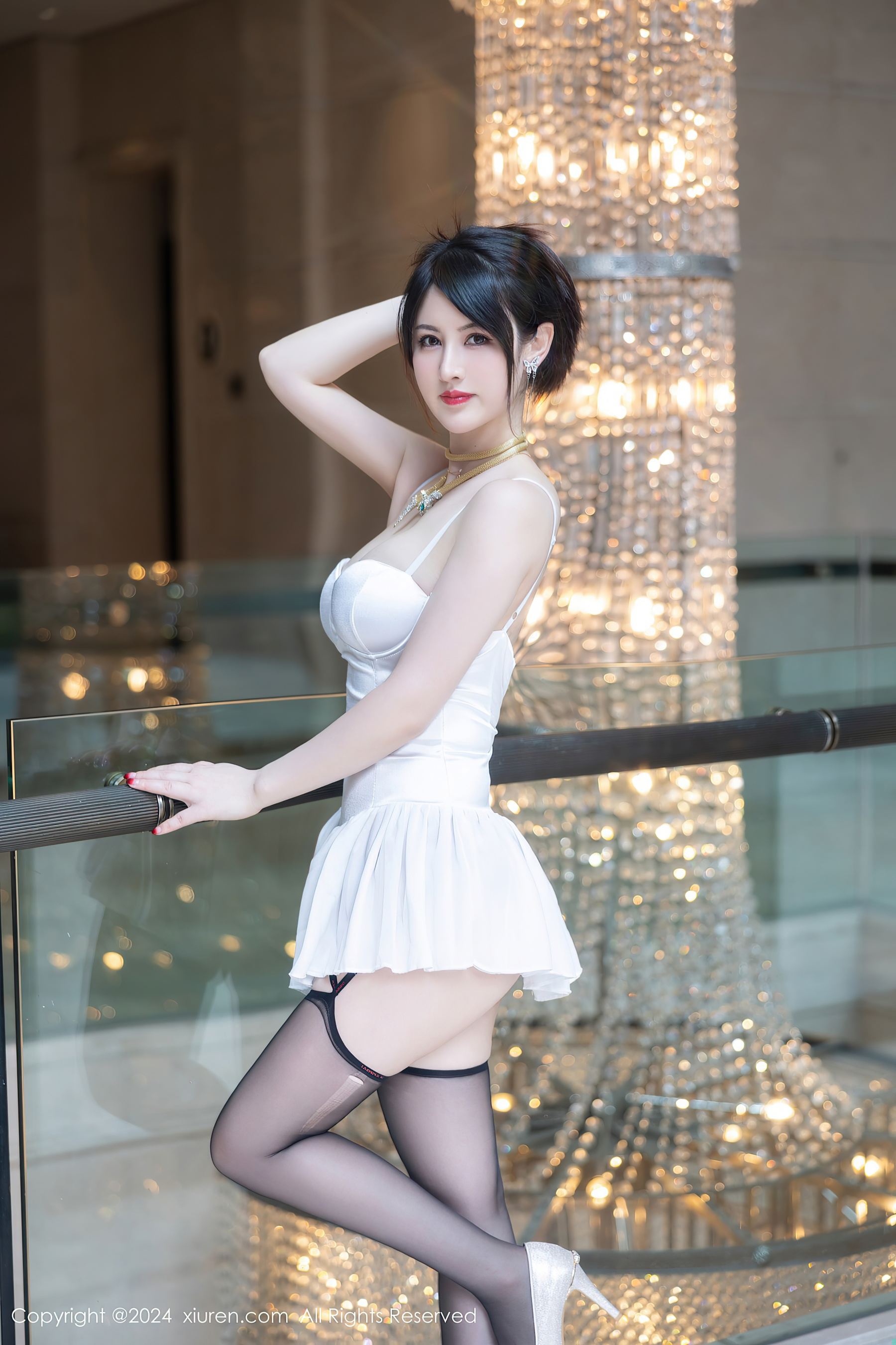 [XiuRen秀人网] No.8436 诗诗kiki 黑丝美腿·合集-妙妙屋