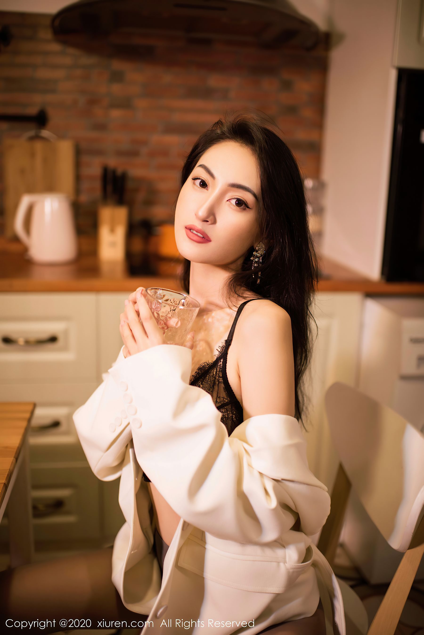 [秀人XiuRen] No.2718 陈舒羽·合集-妙妙屋