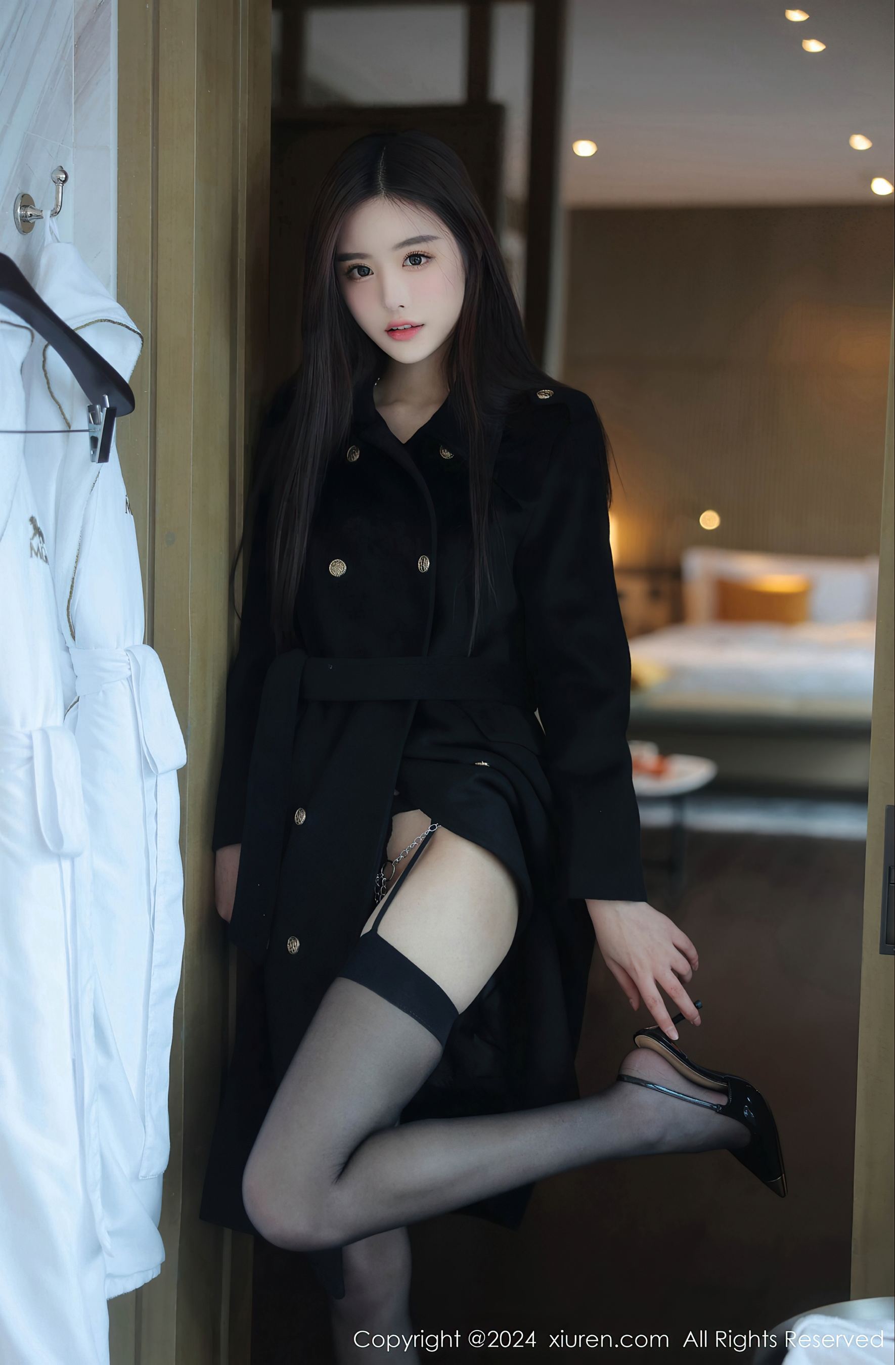 [XiuRen秀人网] No.8152 晚苏susu 黑丝美腿·合集-妙妙屋