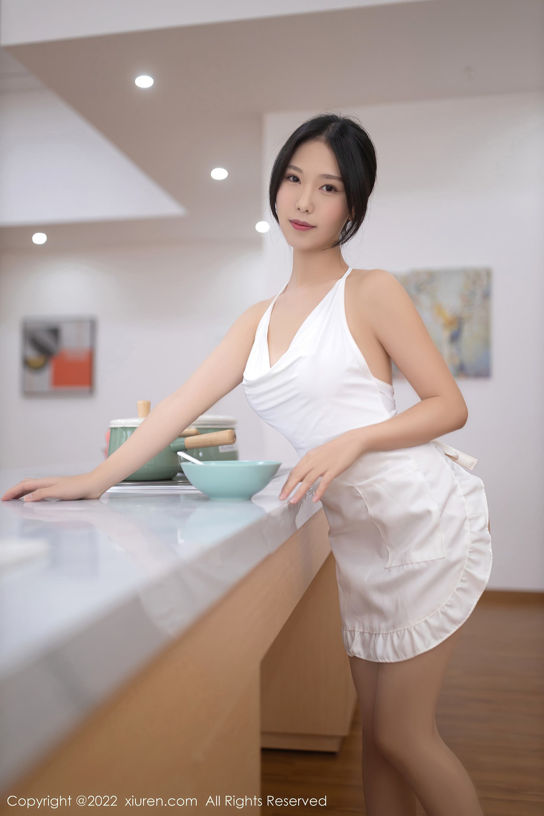 [XiuRen秀人网] No.4861 利世 厨娘美腿写真·合集-妙妙屋