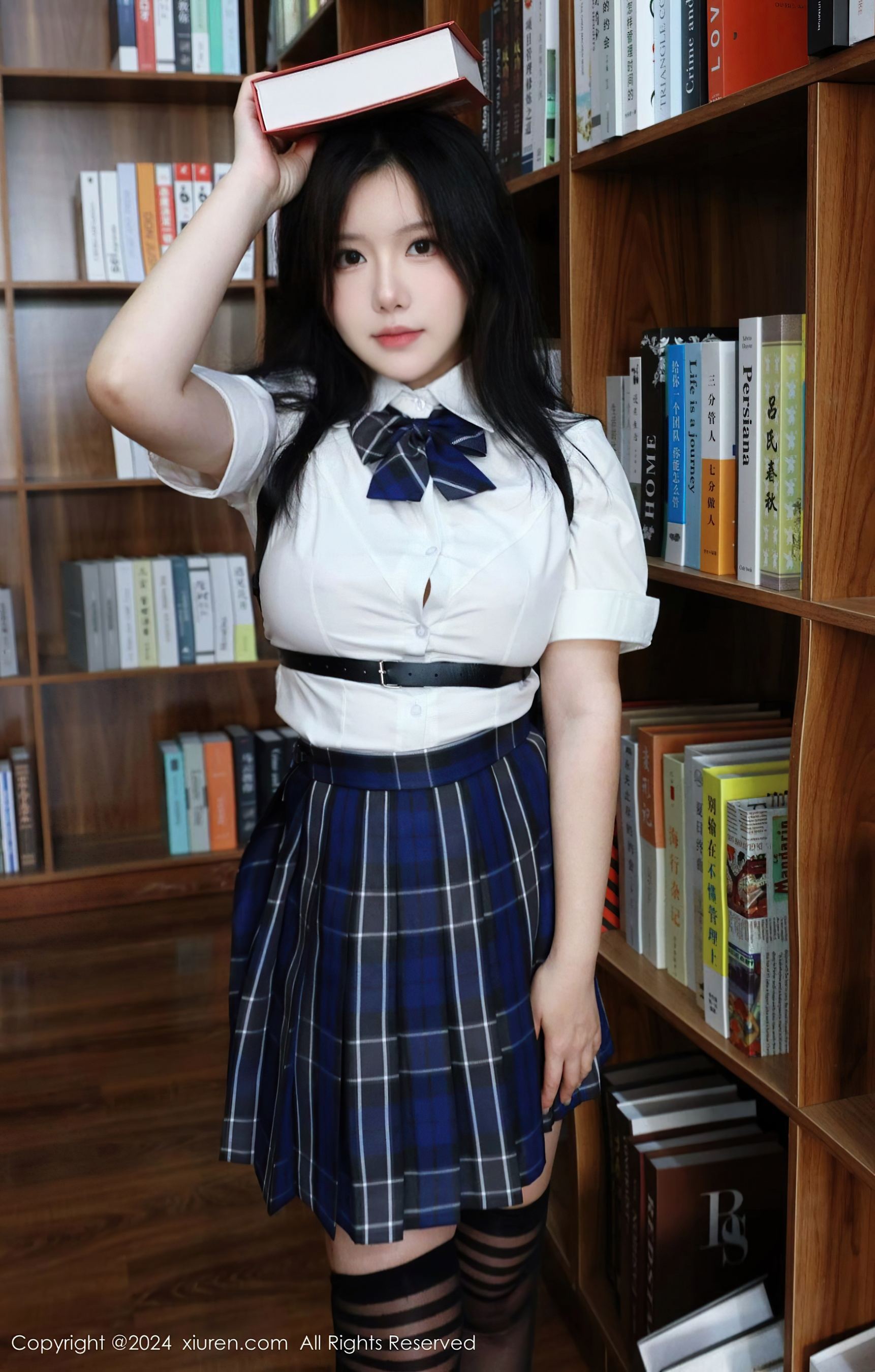 [XiuRen秀人网] No.8637 小薯条nienie 黑丝美腿·合集-妙妙屋