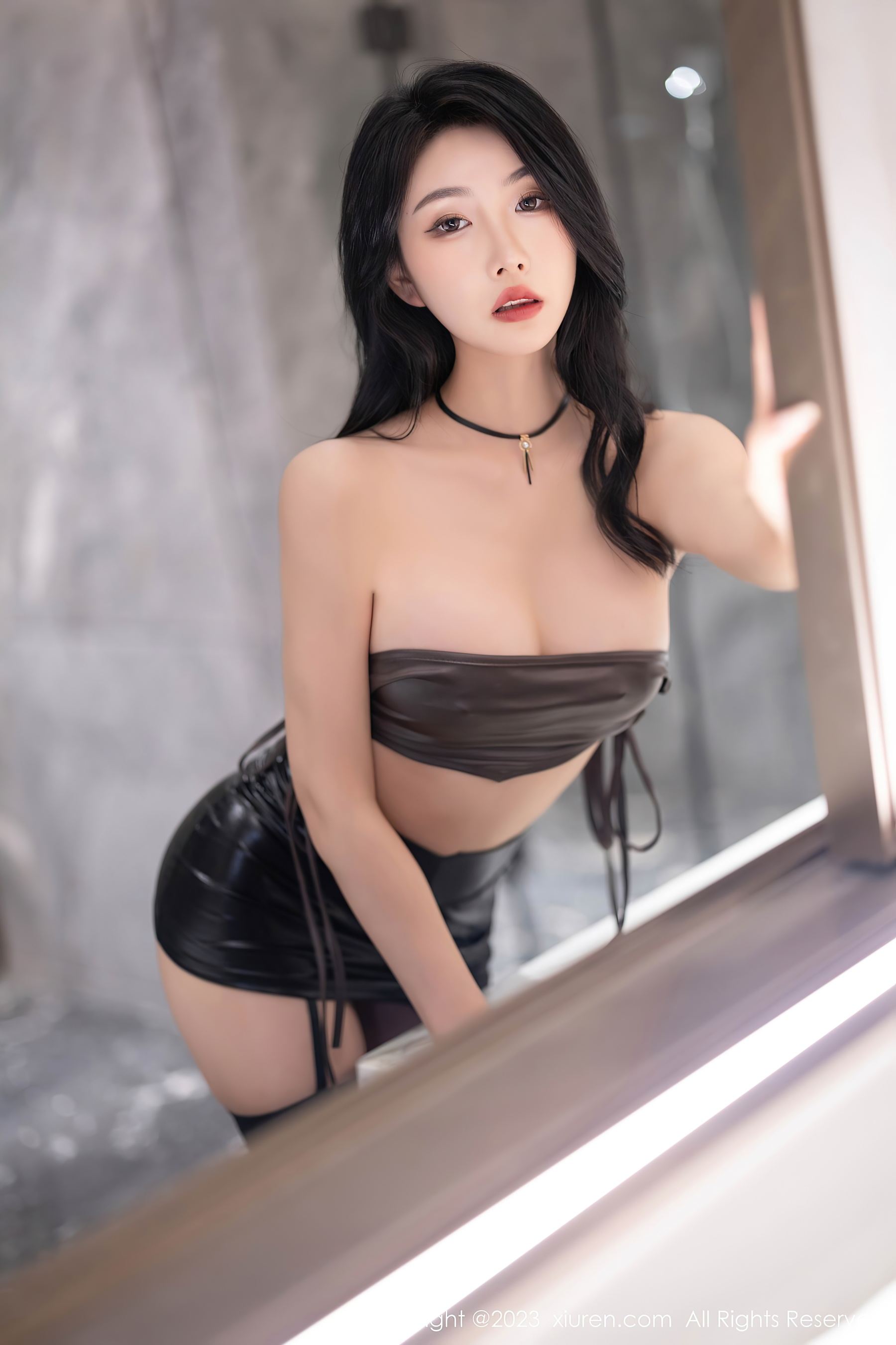 [XiuRen秀人网] No.7725 苏苏阿 黑丝美腿·合集-妙妙屋