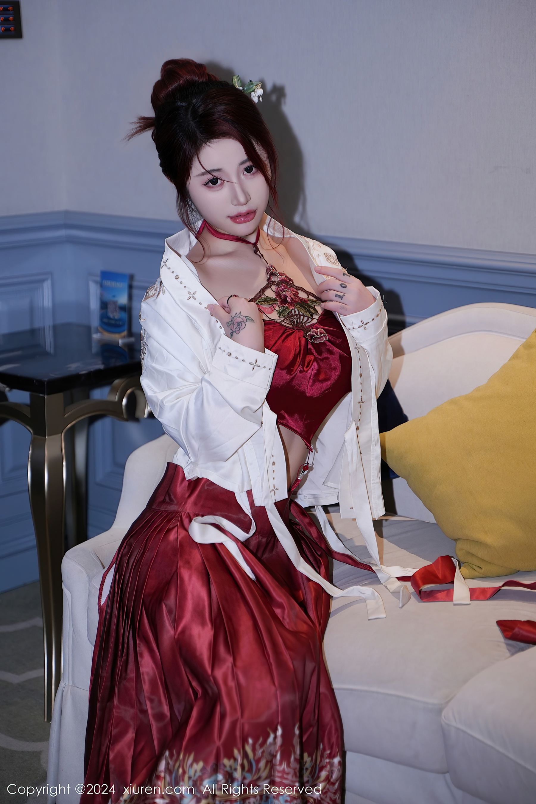 [XiuRen秀人网] No.7985 美七Mia 古装美腿·合集-妙妙屋