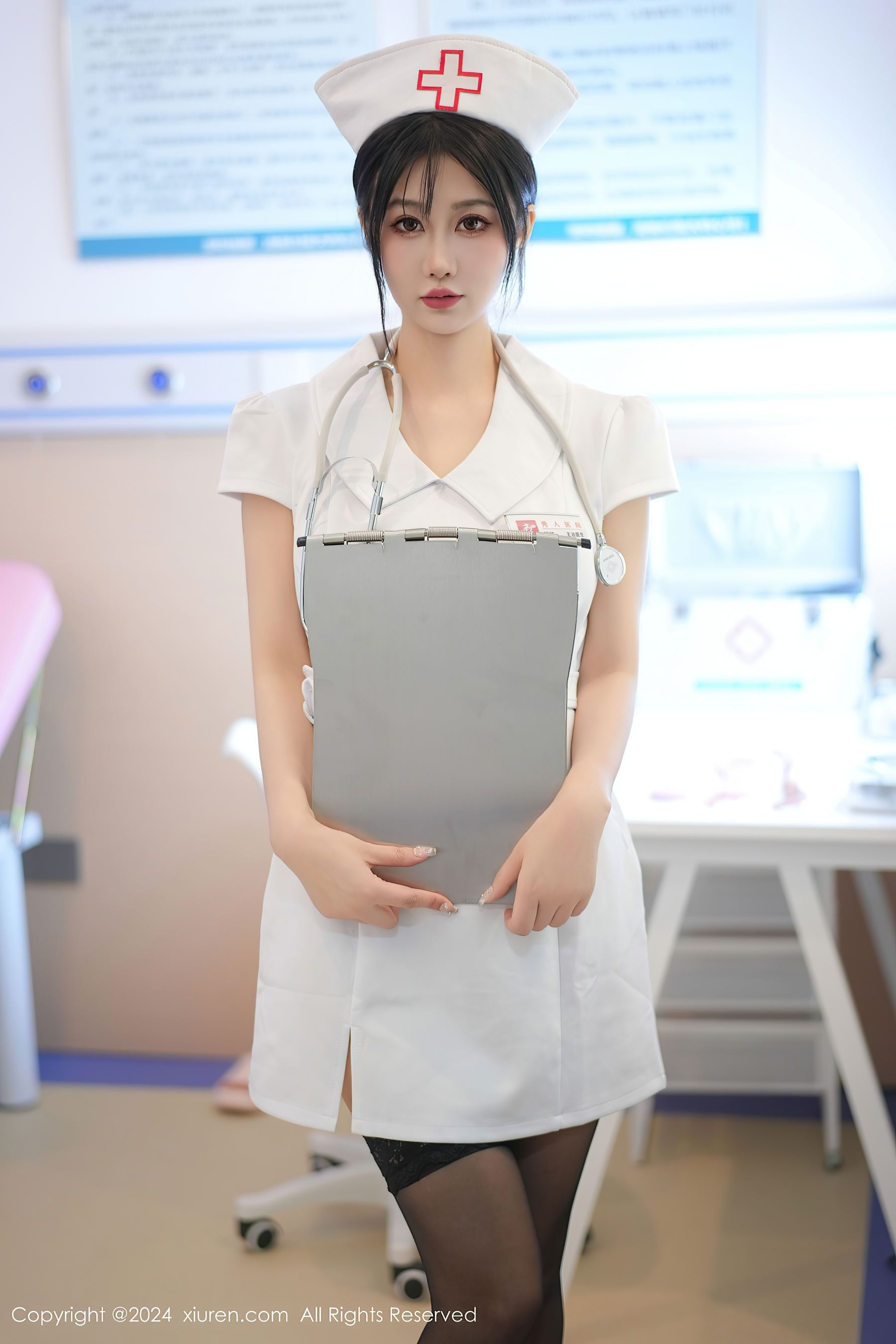 [XiuRen秀人网] No.8512 laura阿姣 美腿黑丝·合集-妙妙屋
