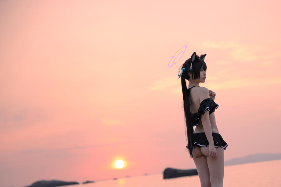 G44不会受伤-No.087-碧蓝档案 黑見芹香 海边泳装 [20P]·合集-妙妙屋