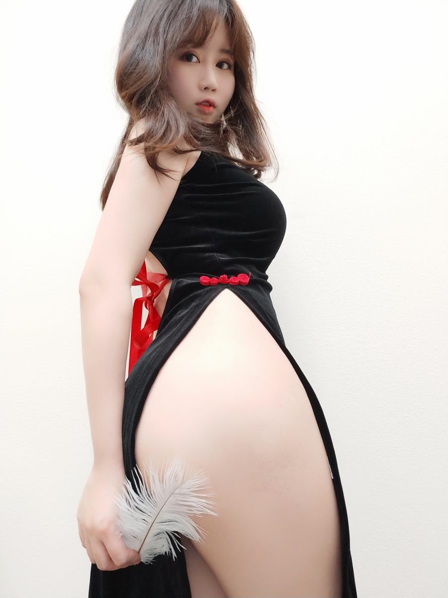 是依酱呀-No.075–黑色旗袍 [21P]·合集-妙妙屋