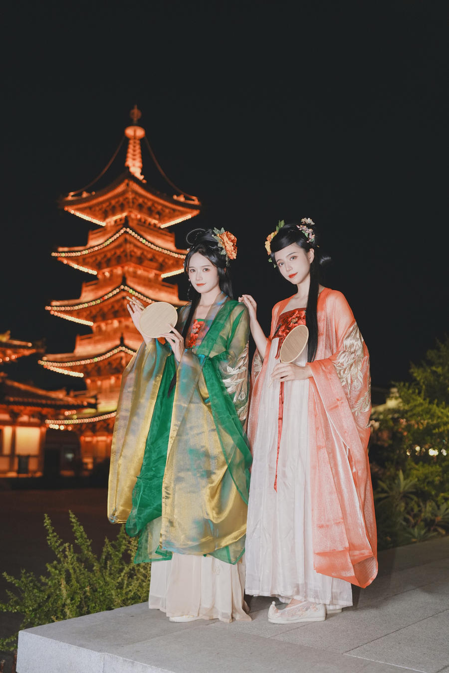 兔子Zzz不吃胡萝卜-No.137–夜游灯会 [33P]·合集-妙妙屋