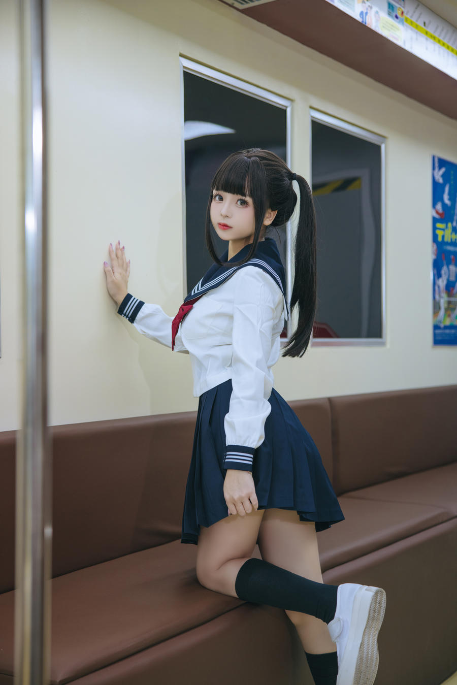椎名莜(日奈娇)-No.155 – 列车JK [79P]·合集-妙妙屋