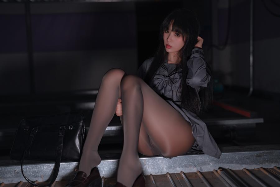 轩萧学姐-No.040-楼道+车库 [91P]·合集-妙妙屋