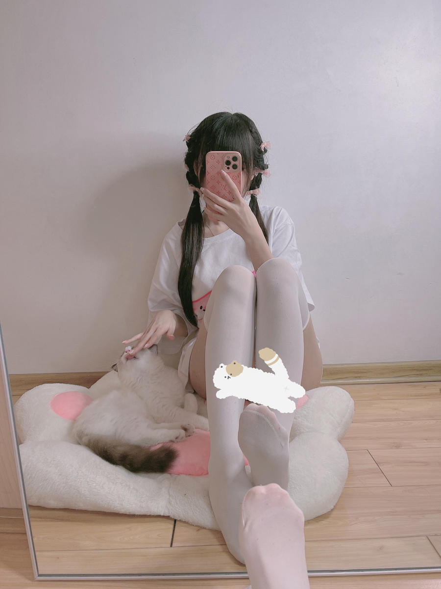 miko酱ww-No.053 – 白丝自拍系列 (15套) [241P]·合集-妙妙屋