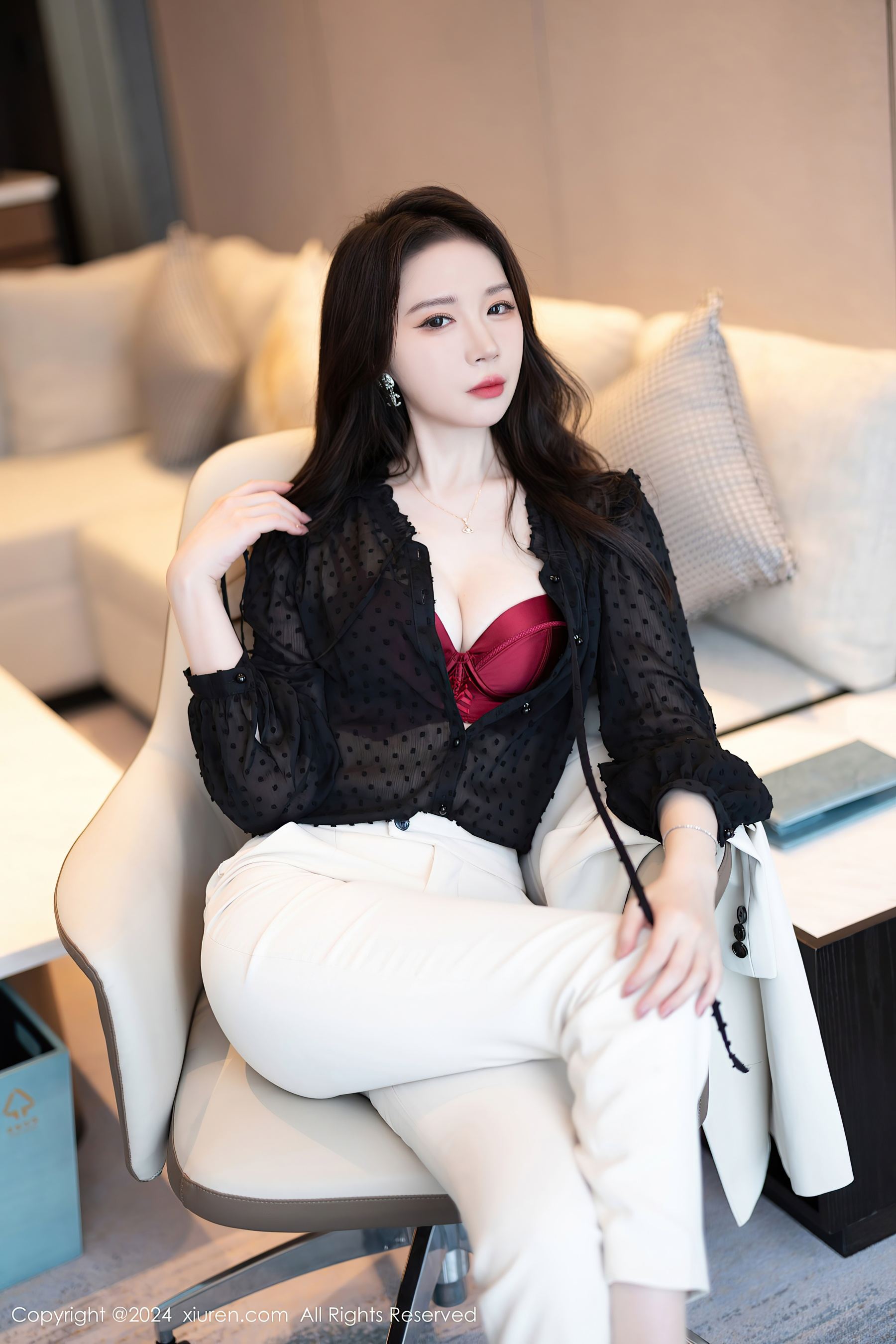 [XiuRen秀人网] No.8354 梦心玥 丝袜美腿·合集-妙妙屋