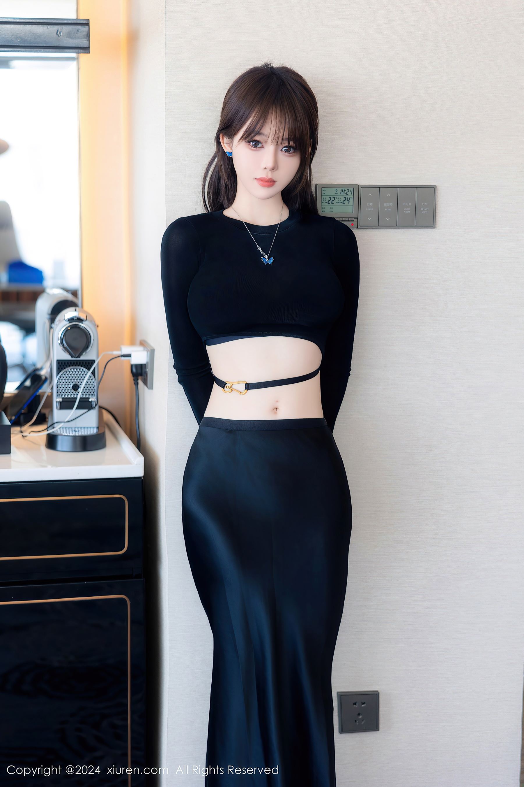 [XiuRen秀人网] No.8661 奶瓶. 美腿性感·合集-妙妙屋