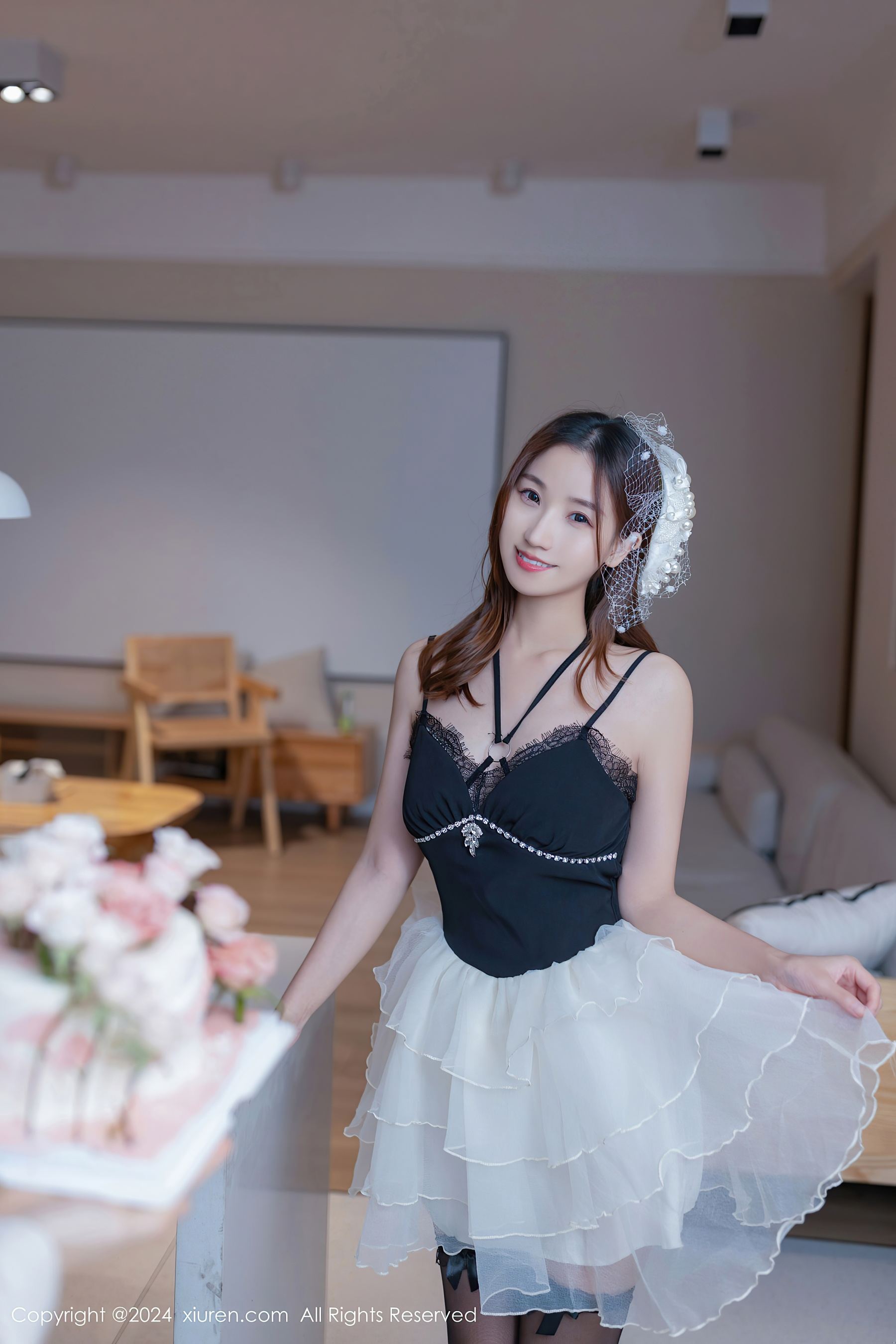 [XiuRen秀人网] No.8398 杏子Yada 黑丝美腿·合集-妙妙屋