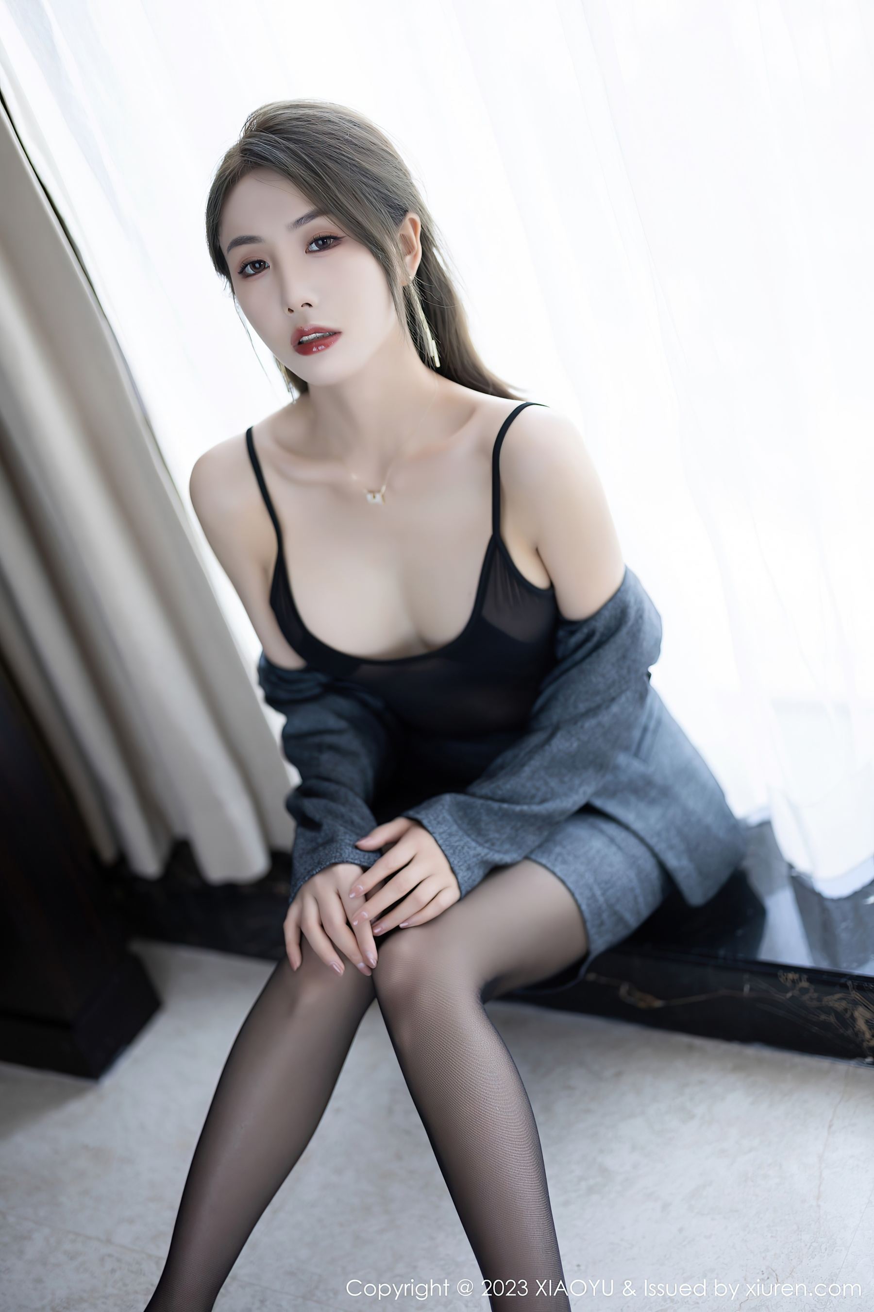 [XIAOYU语画界] VOL.1042 苏苏阿 黑丝Ol·合集-妙妙屋