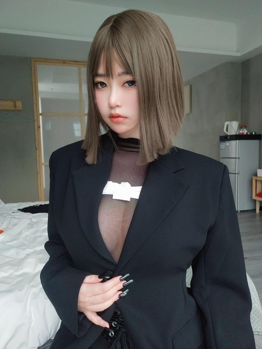 女主K-No.003-大胆的秘书 [107P 5V]·合集-妙妙屋