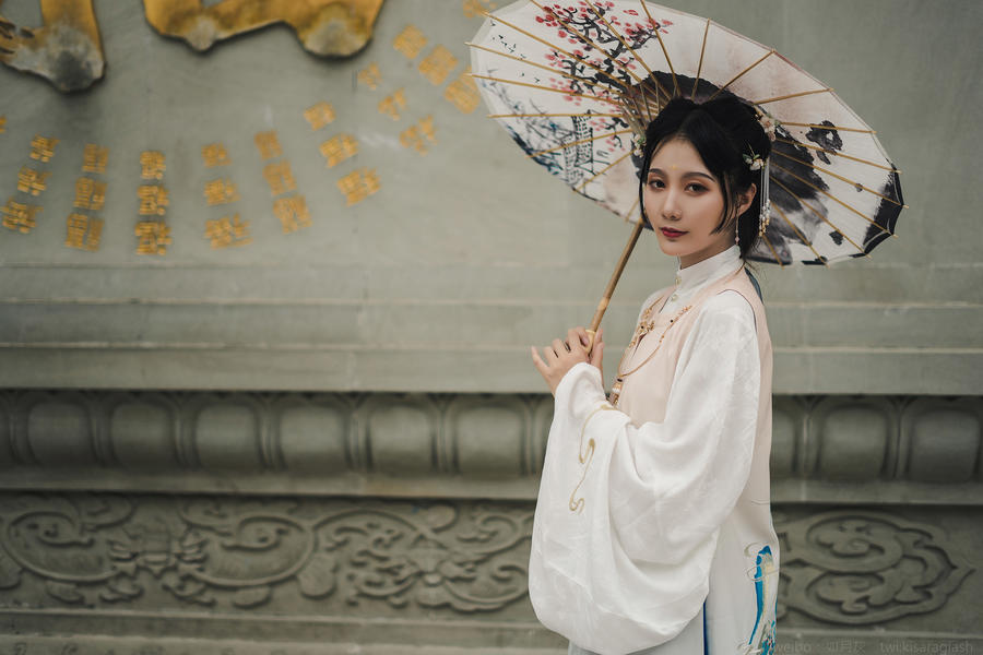 如月灰-No.009-汉服 大慈寺外景 [9P]·合集-妙妙屋