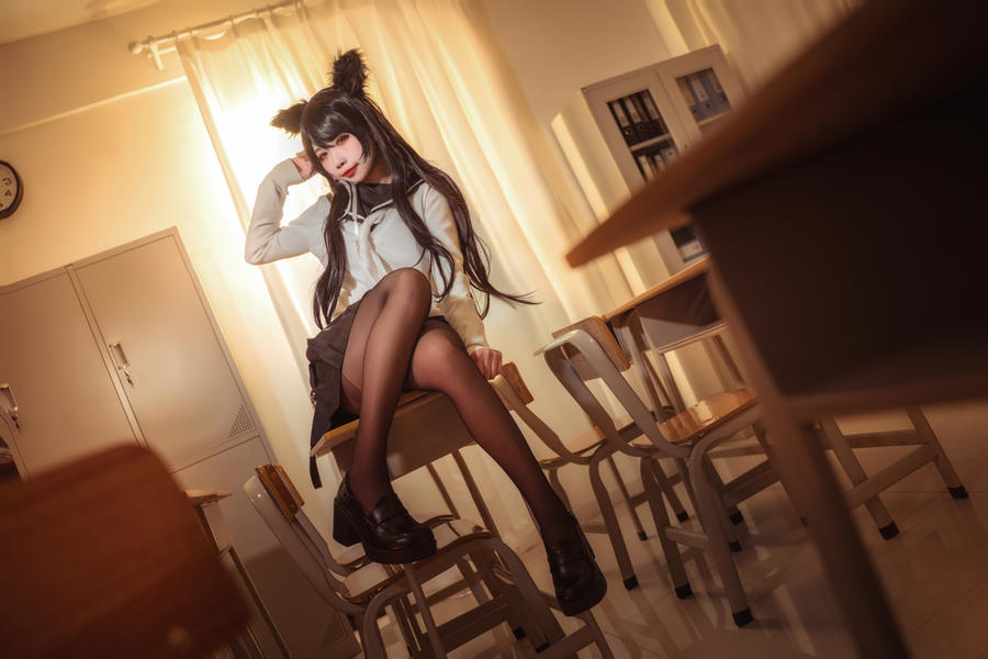 贞子蜜桃-No.011-碧蓝航线 爱宕高雄制服 [35P]·合集-妙妙屋