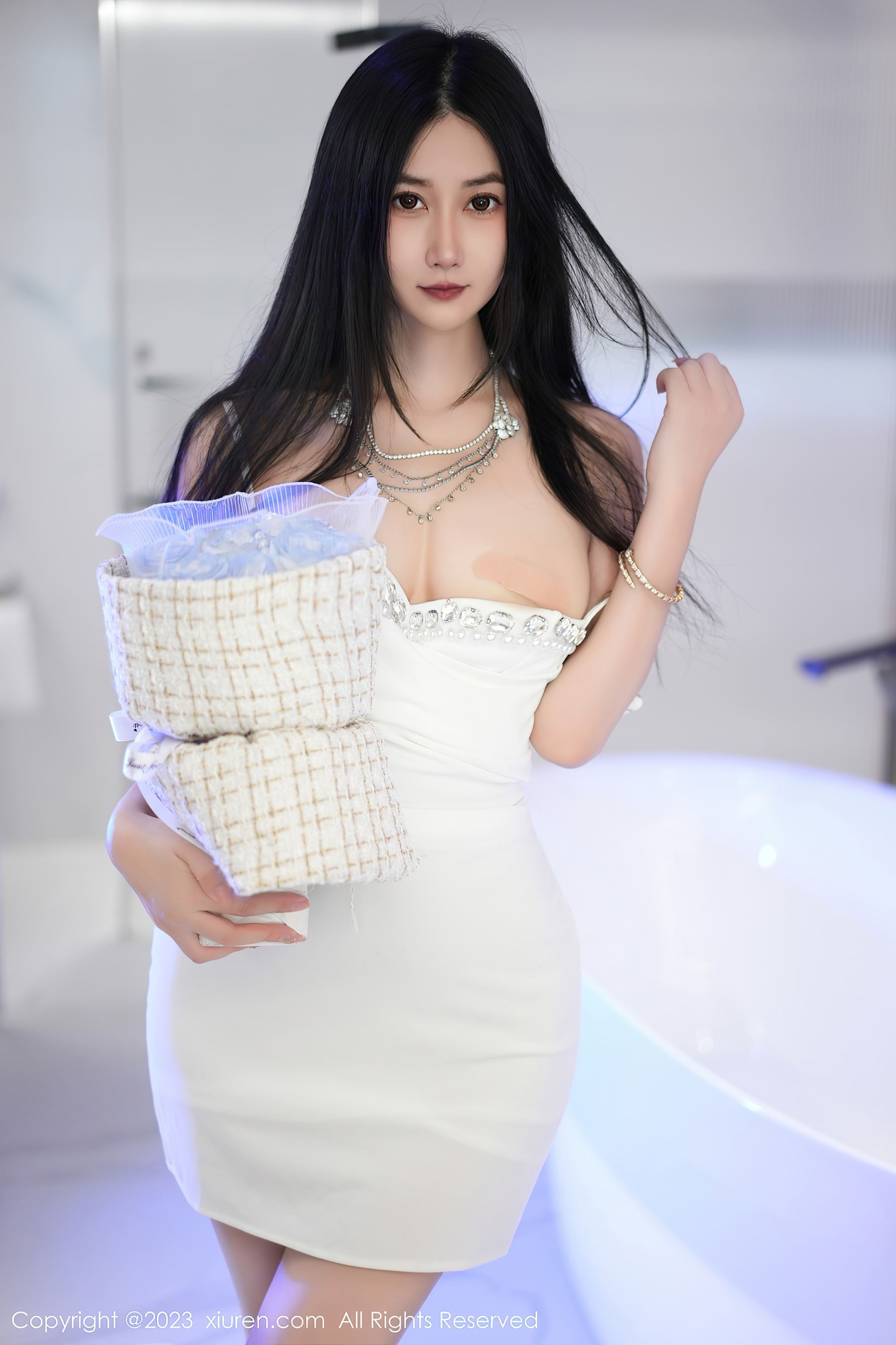 [XiuRen秀人网] No.7447 laura阿姣 丰腴美腿·合集-妙妙屋