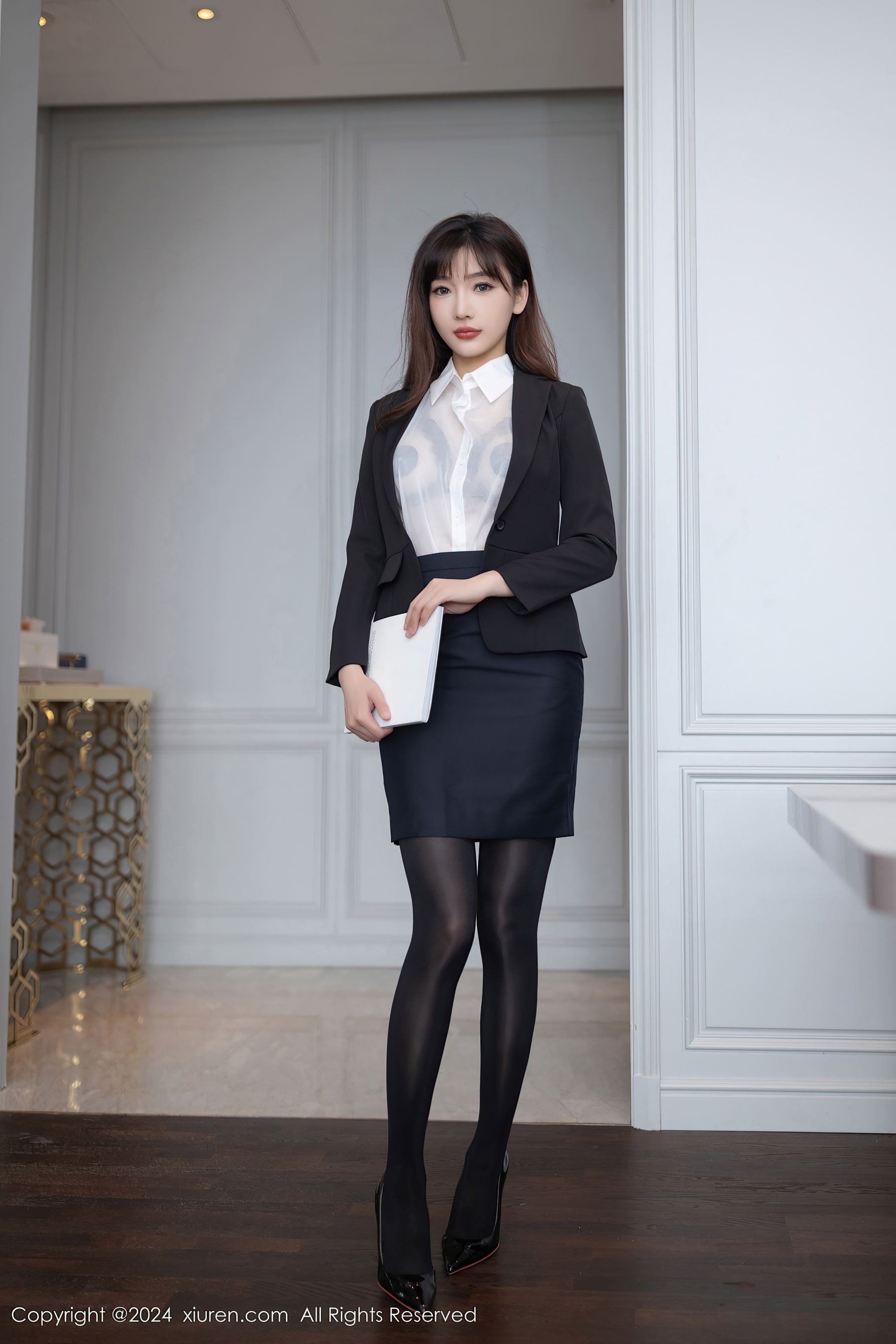 [XiuRen秀人网] No.8988 陆萱萱 黑丝美腿·合集-妙妙屋