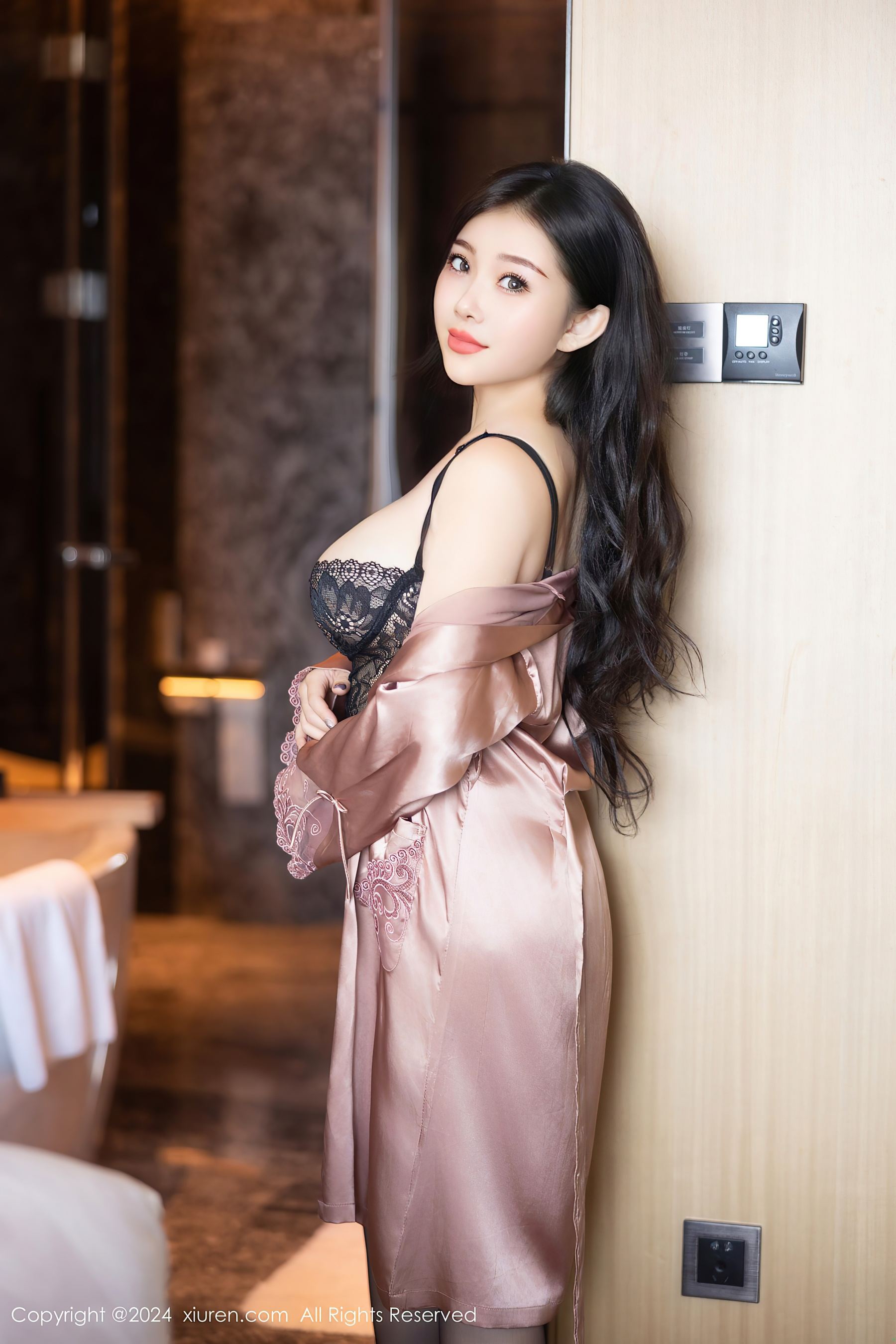 [XiuRen秀人网] No.9159 白洁Bessie 黑丝美腿·合集-妙妙屋