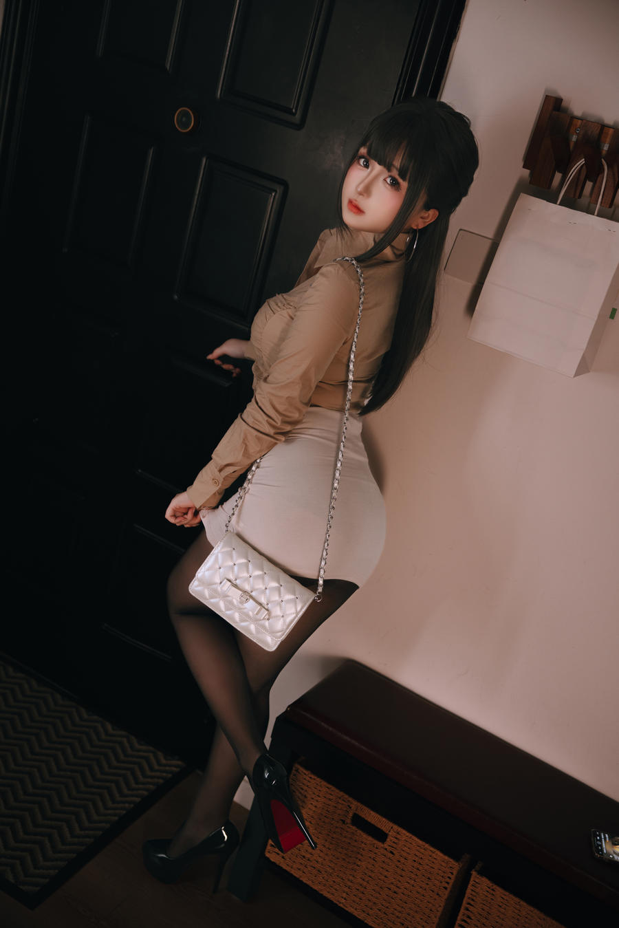 椎名莜(日奈娇)-No.179 – 醉酒同事 [151P 3V]·合集-妙妙屋