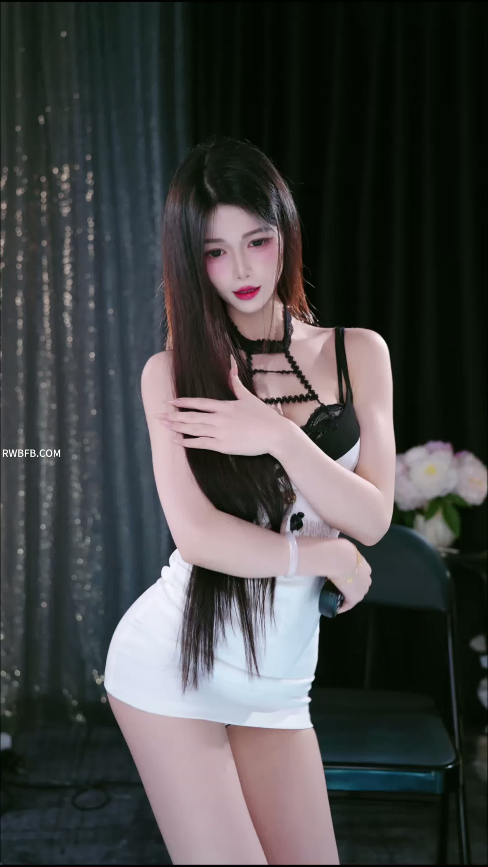 [主播]来秀主播呆呆小美/甜妹精选舞蹈合集四[9V/1.27G]·合集-妙妙屋